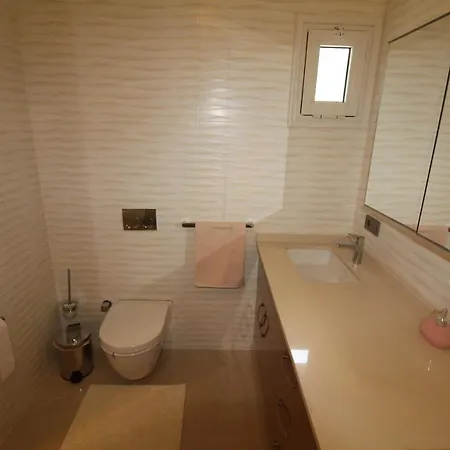 Villa Luxury To Rent *