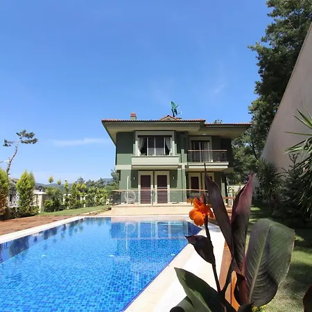Villa Luxury To Rent